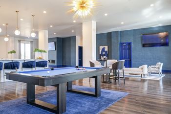 Game room & billiards